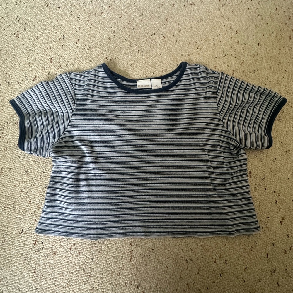 Vintage Y2K Cherokee striped cropped tee size m
